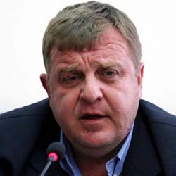 Красимир Каракачанов: С Томислав Дончев не се конкурираме за интеграцията на циганите, ще обсъждаме