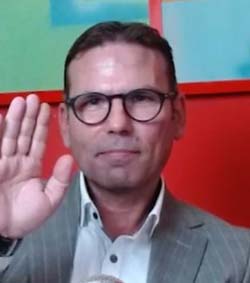 ИвелинМихайлов: Борисов & Пеевски! Идете си с мир! Психолог Мреницов: Ивелин есърцат мъж и честен!