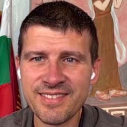 Ивелин Михайлов: България да не е свинеподобна, ще се преборя!